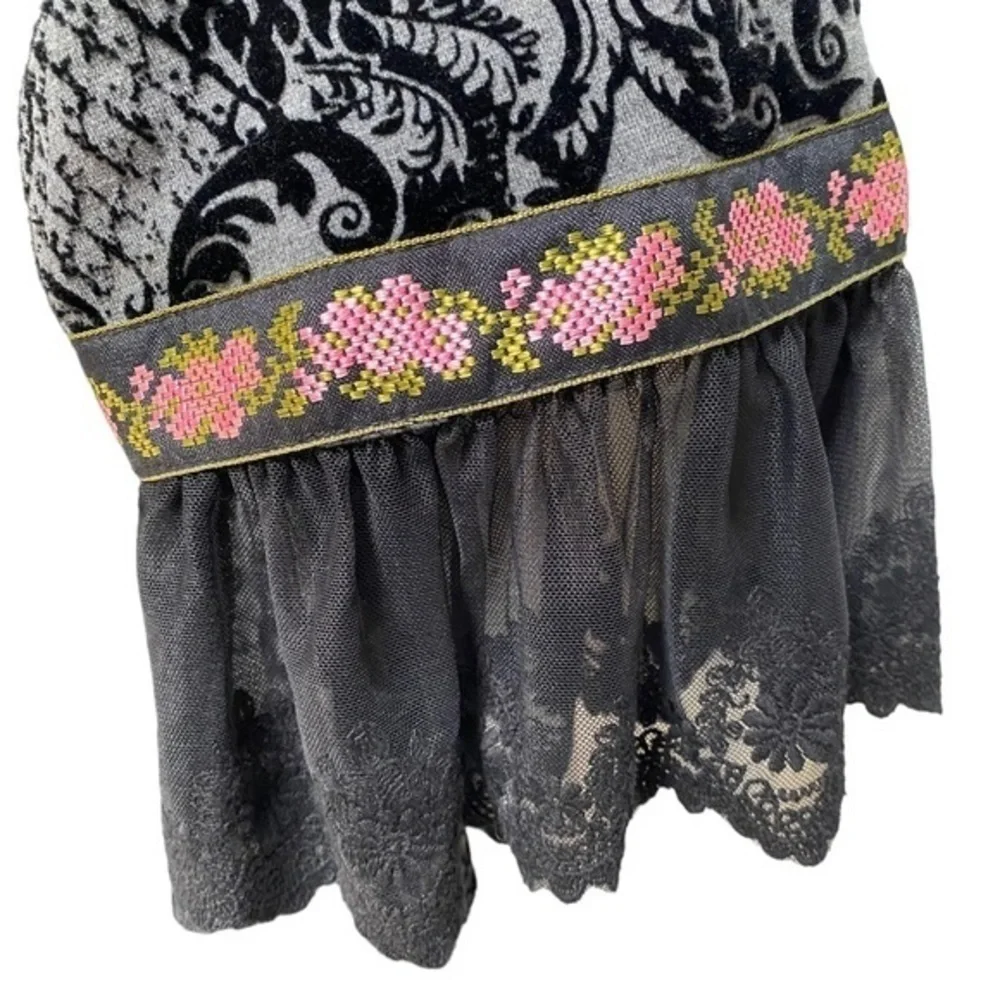 Uncle Frank black dress with romantic embroidery sleeves size med